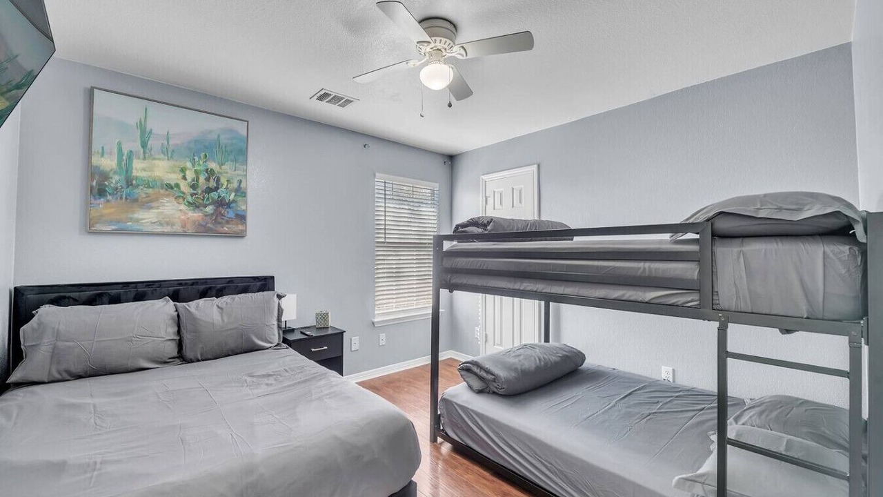 Photo of Bedroom in Franklin Park