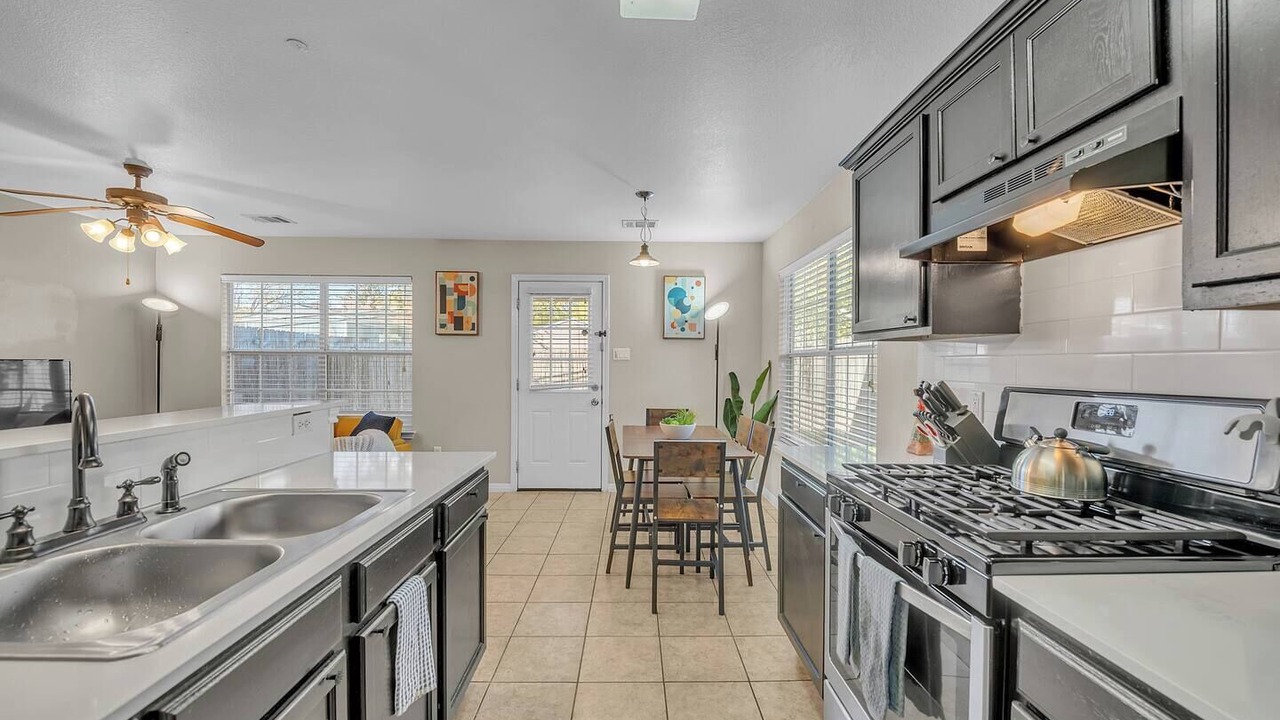 Photo of Kitchen in Franklin Park