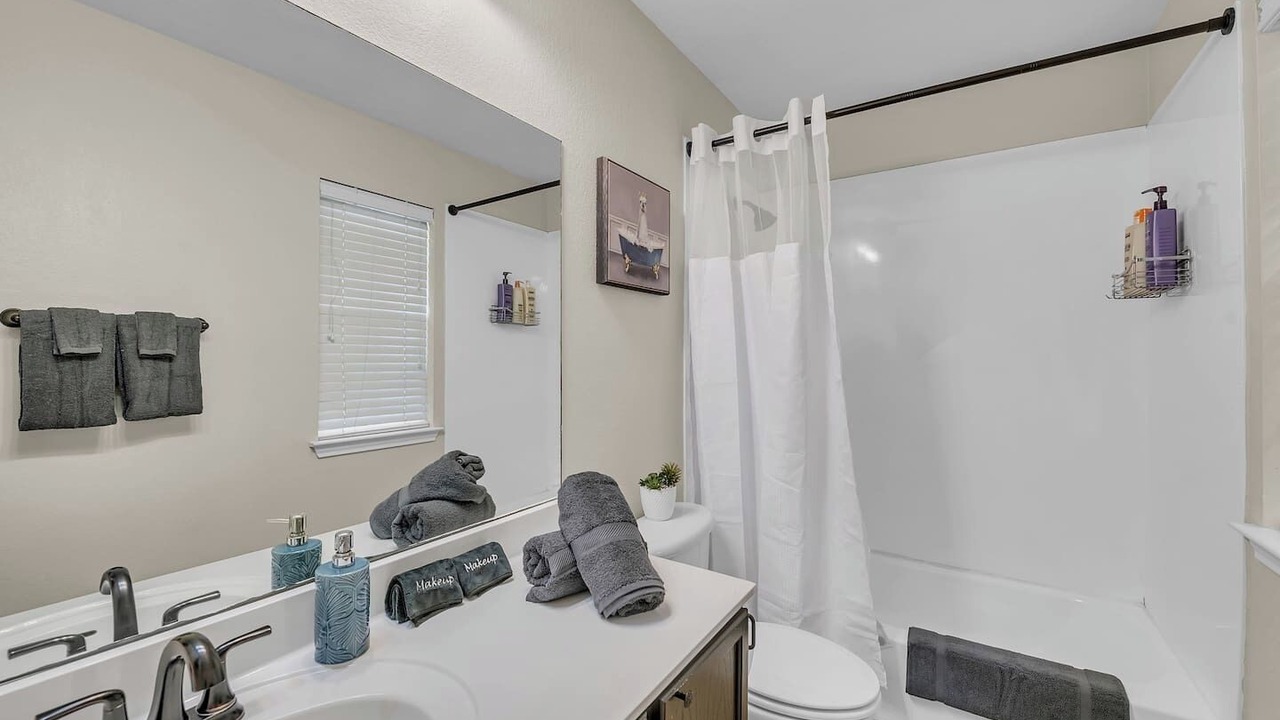 Photo of Bathroom in Franklin Park