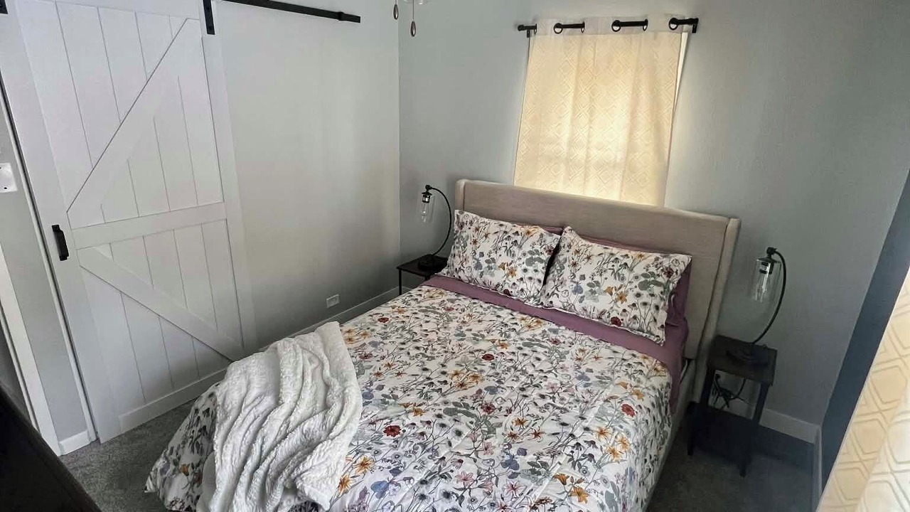 Photo of Bedroom in Dubuque