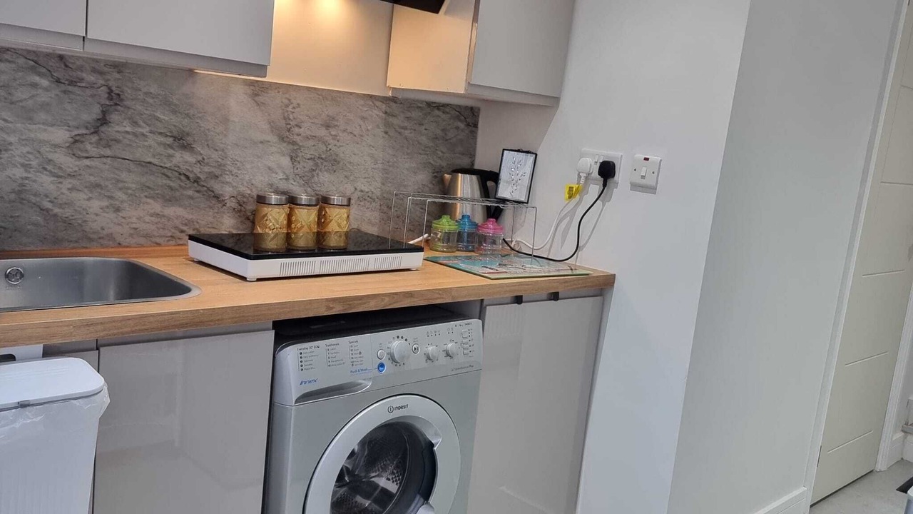 Photo of Others in Longbridge