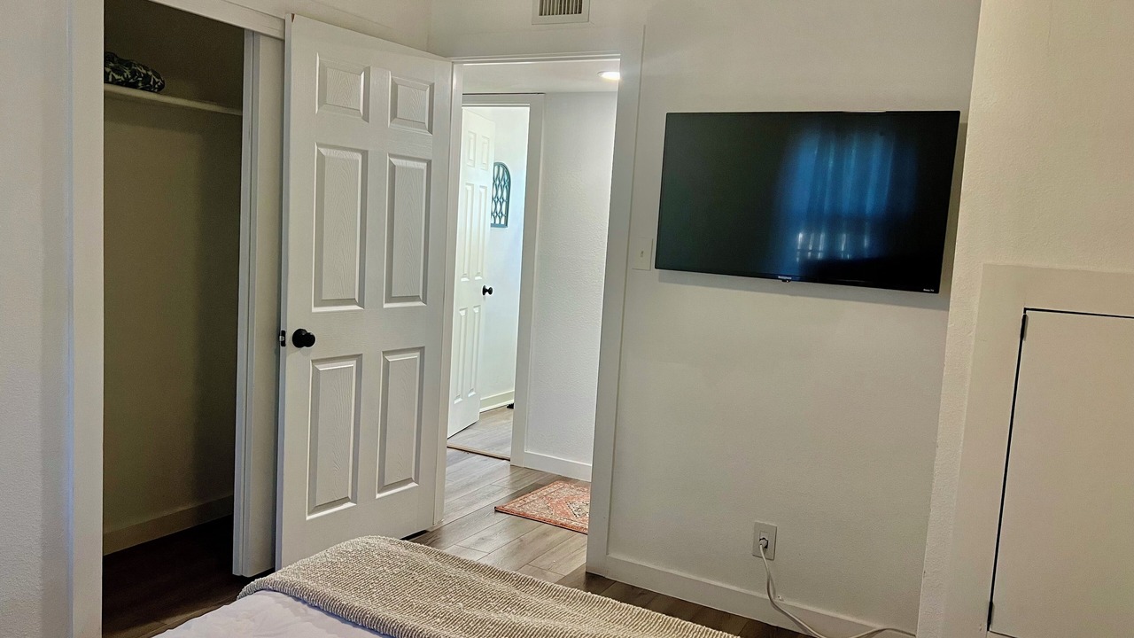 Photo of Bedroom in McNeil