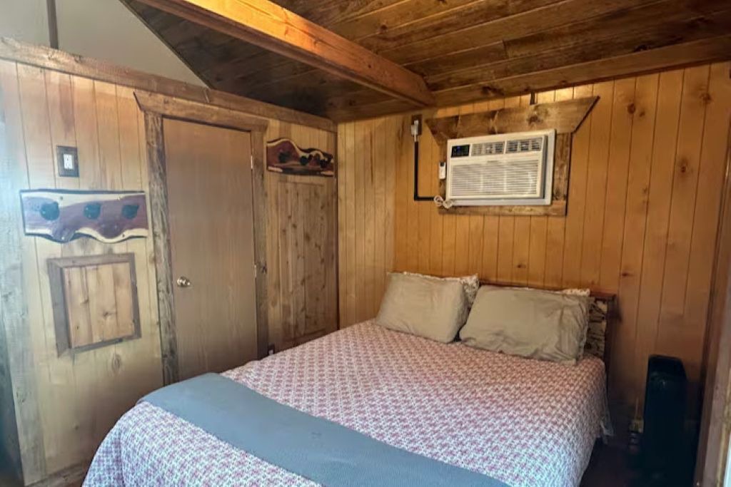Photo of Bedroom in Canyon
