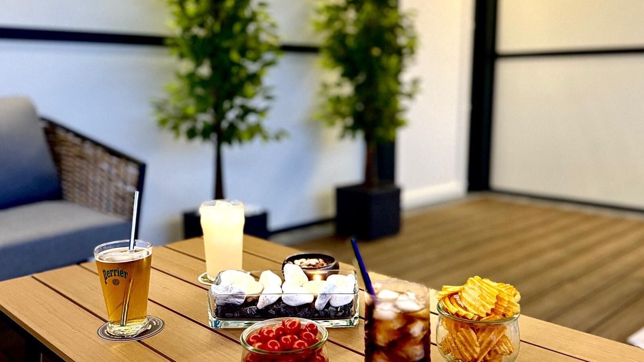 Photo of Others in Hatten