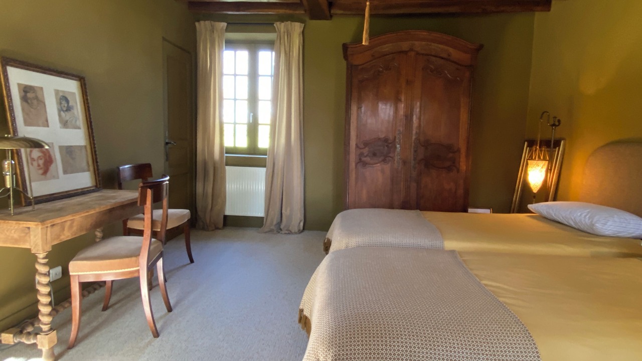 Photo of Bedroom in Hardivillers-en-Vexin