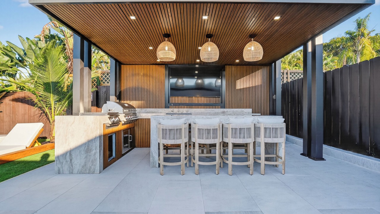 Photo of Outdoor in North Central Hollywood