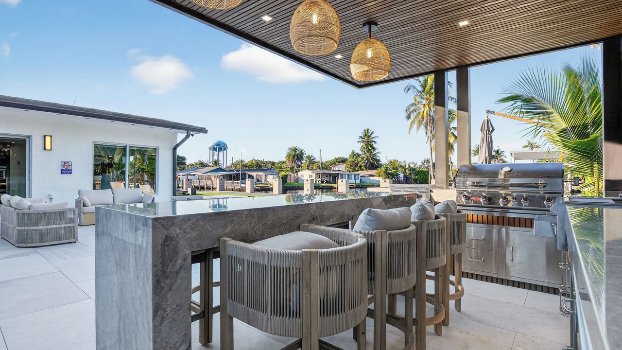 Photo of Outdoor in North Central Hollywood