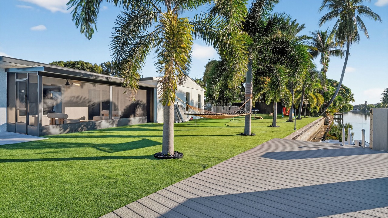 Photo of Outdoor in North Central Hollywood