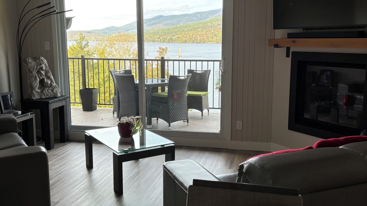 Photo of Livingroom in Tremblant-Les-Eaux