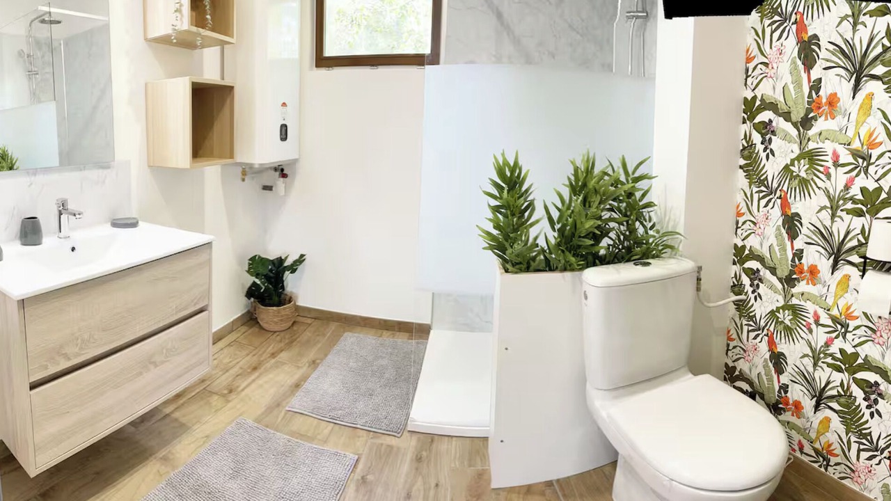 Photo of Bathroom in Tilques