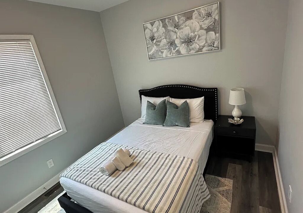 Photo of Bedroom in Franklin Park