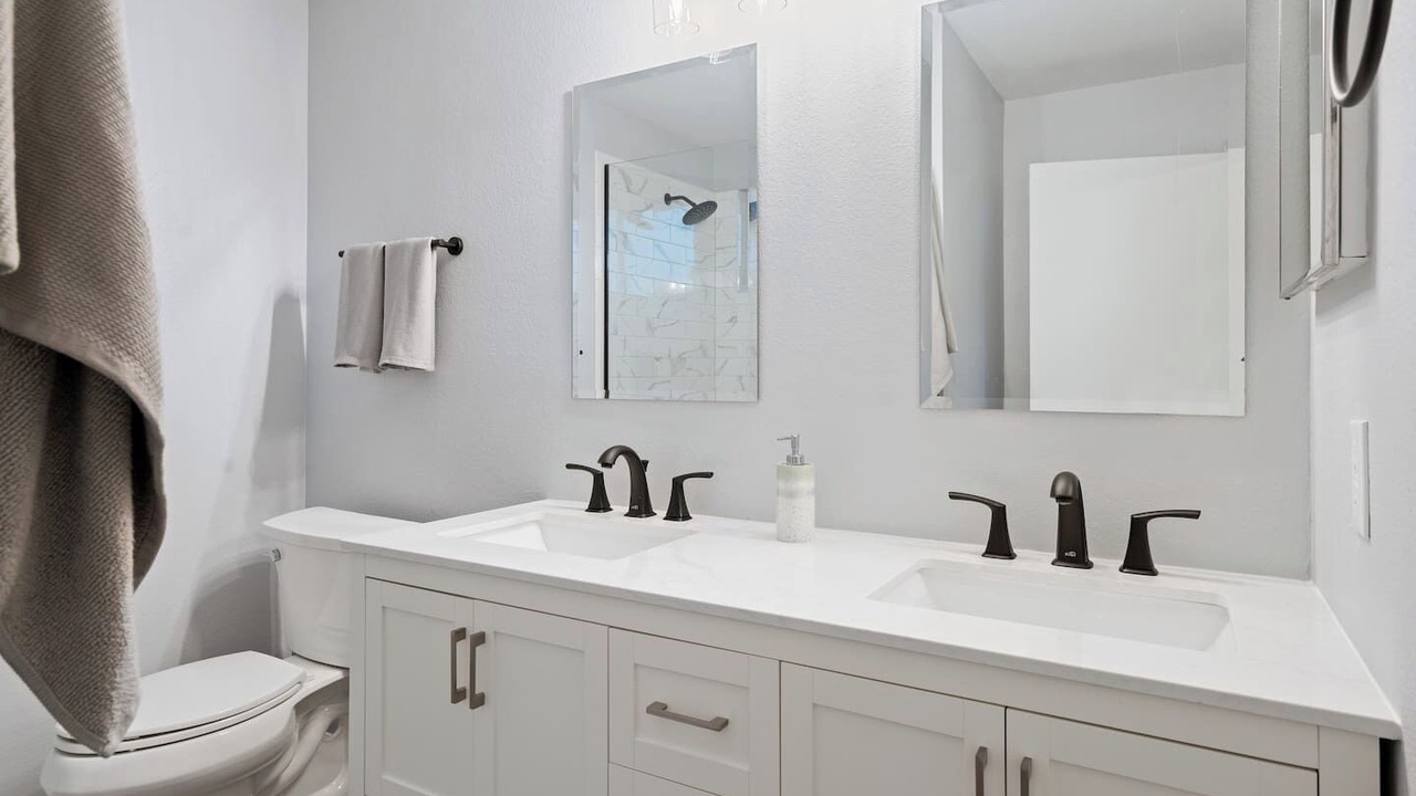 Photo of Bathroom in Park Hill