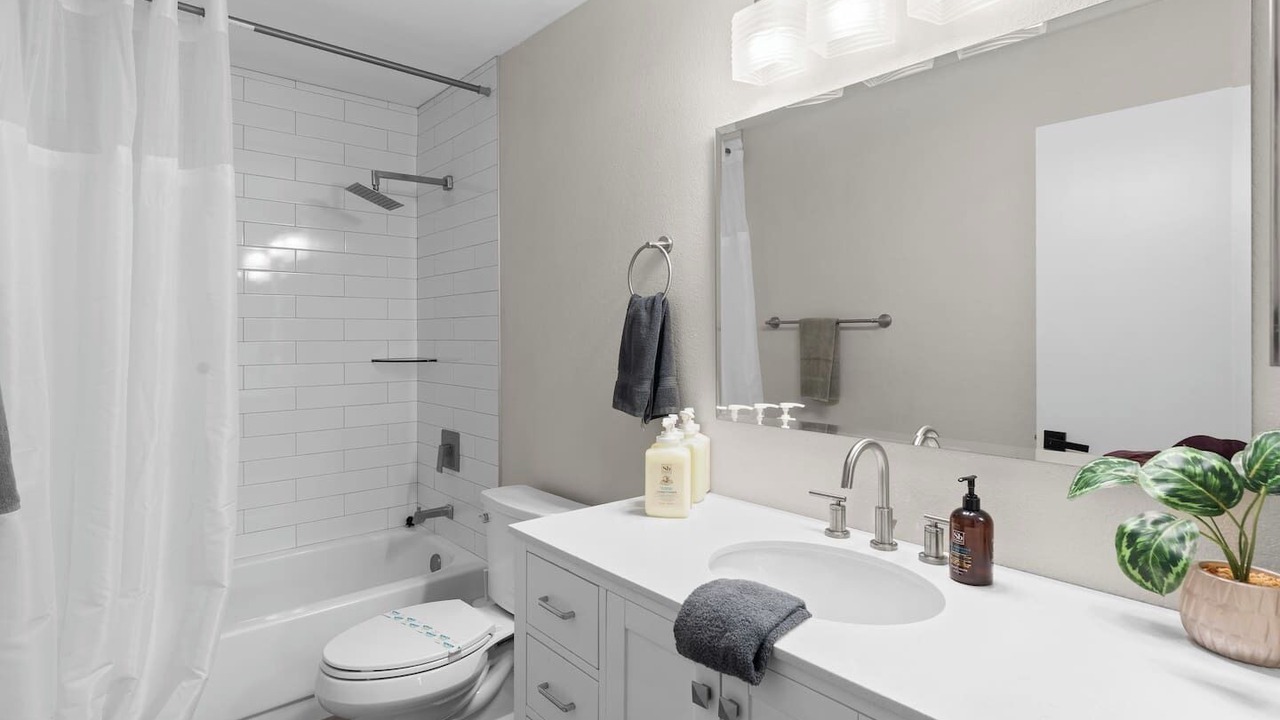 Photo of Bathroom in Park Hill