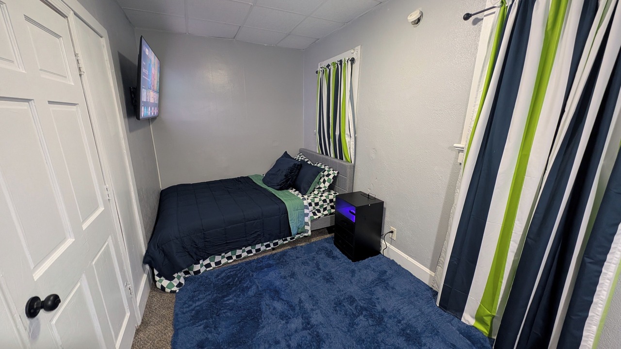 Photo of Bedroom in Evansville