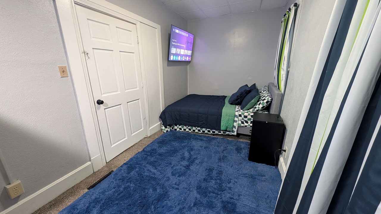 Photo of Bedroom in Evansville