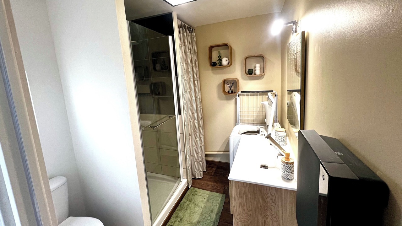 Photo of Bathroom in Dullin