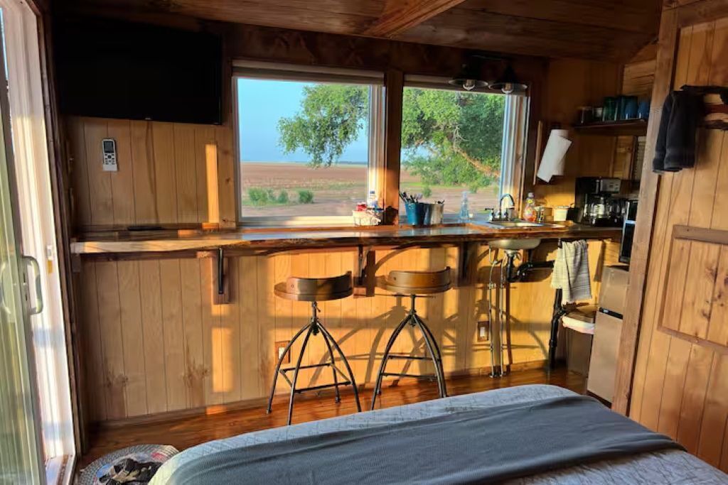 Photo of Bedroom in Flomot