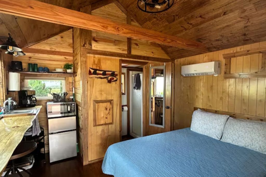 Photo of Bedroom in Flomot