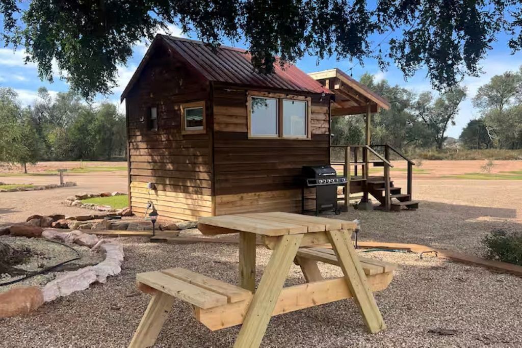 Photo of Outdoor in Flomot