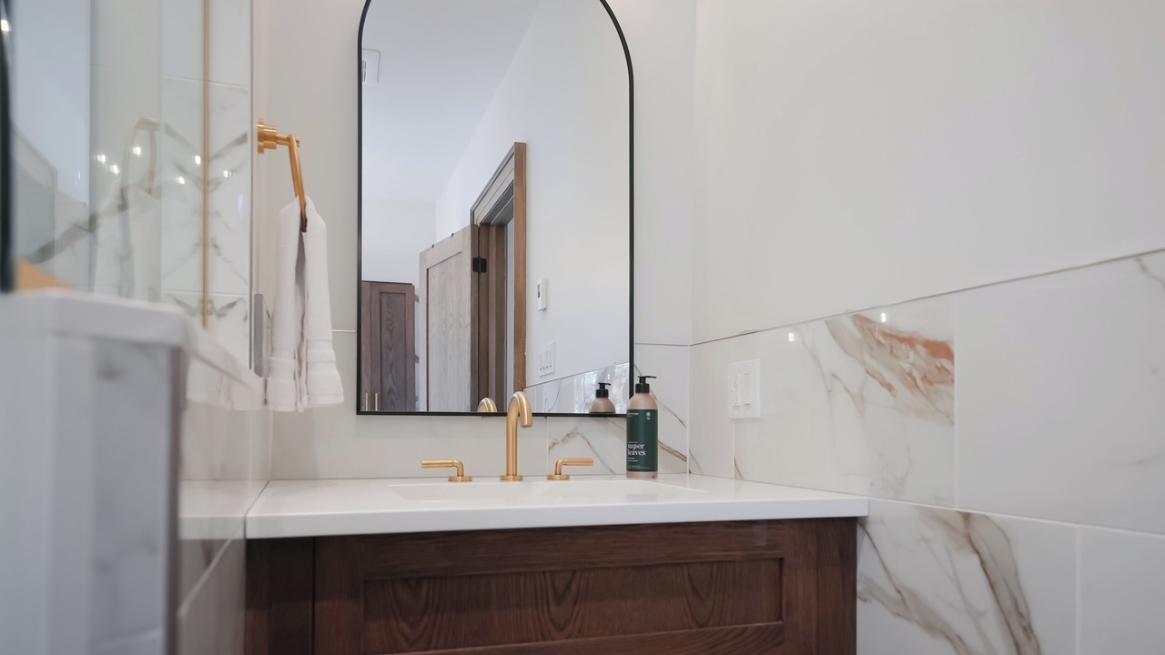 Photo of Bathroom in Dysart et al