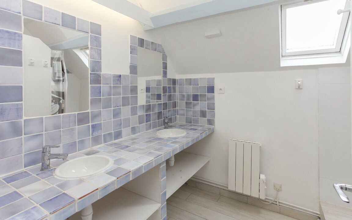 Photo of Bathroom in Saint-Crepin-aux-Bois
