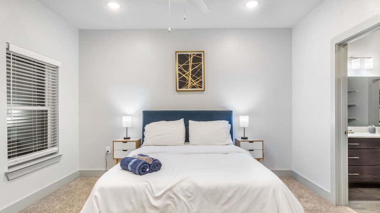Photo of Bedroom in Grand Prairie
