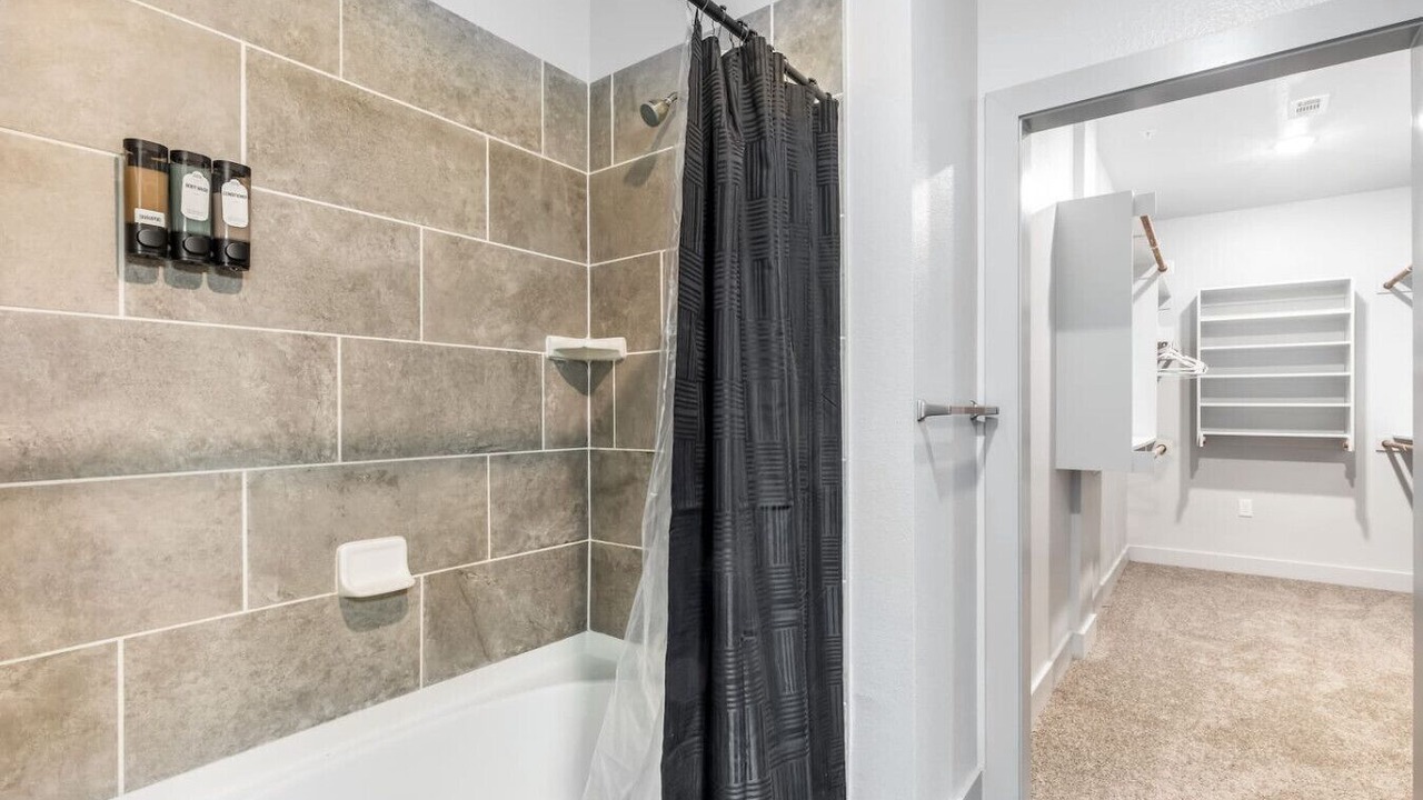 Photo of Bathroom in Grand Prairie
