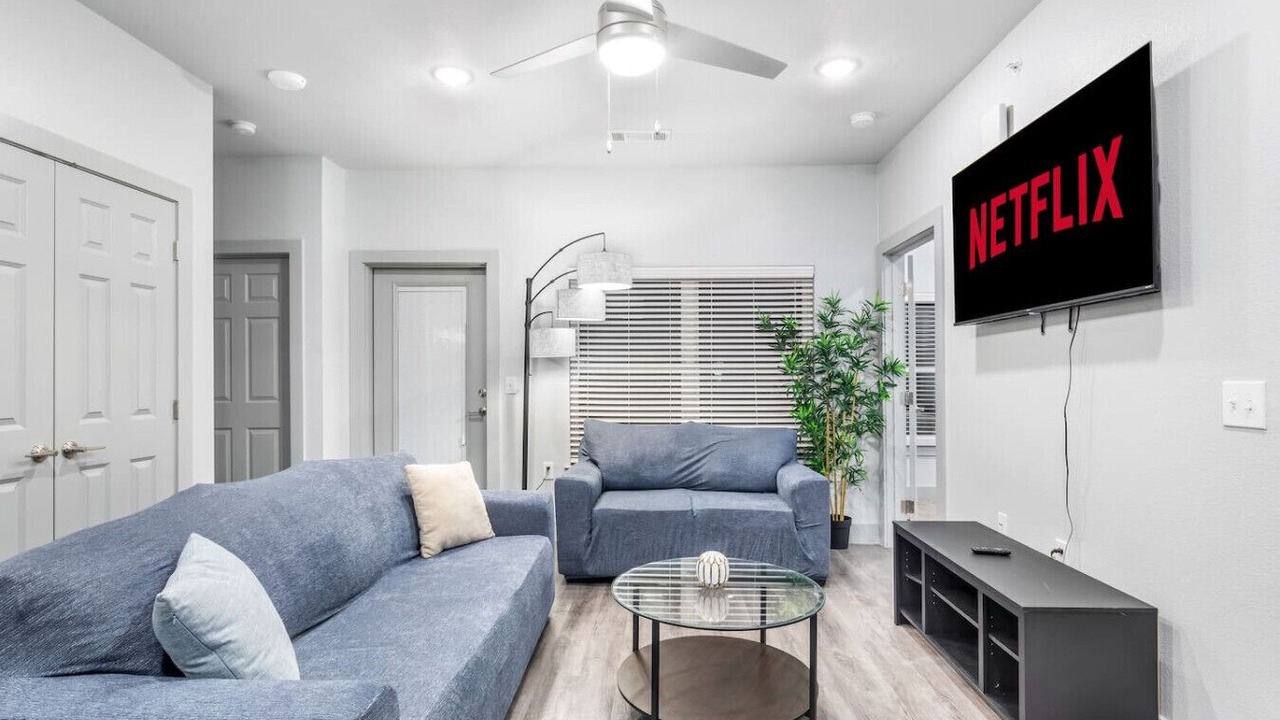 Photo of Livingroom in Grand Prairie