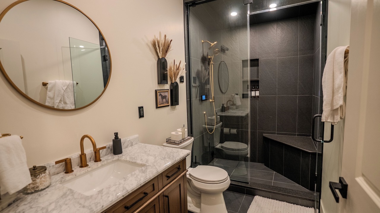 Photo of Bathroom in Holcomb