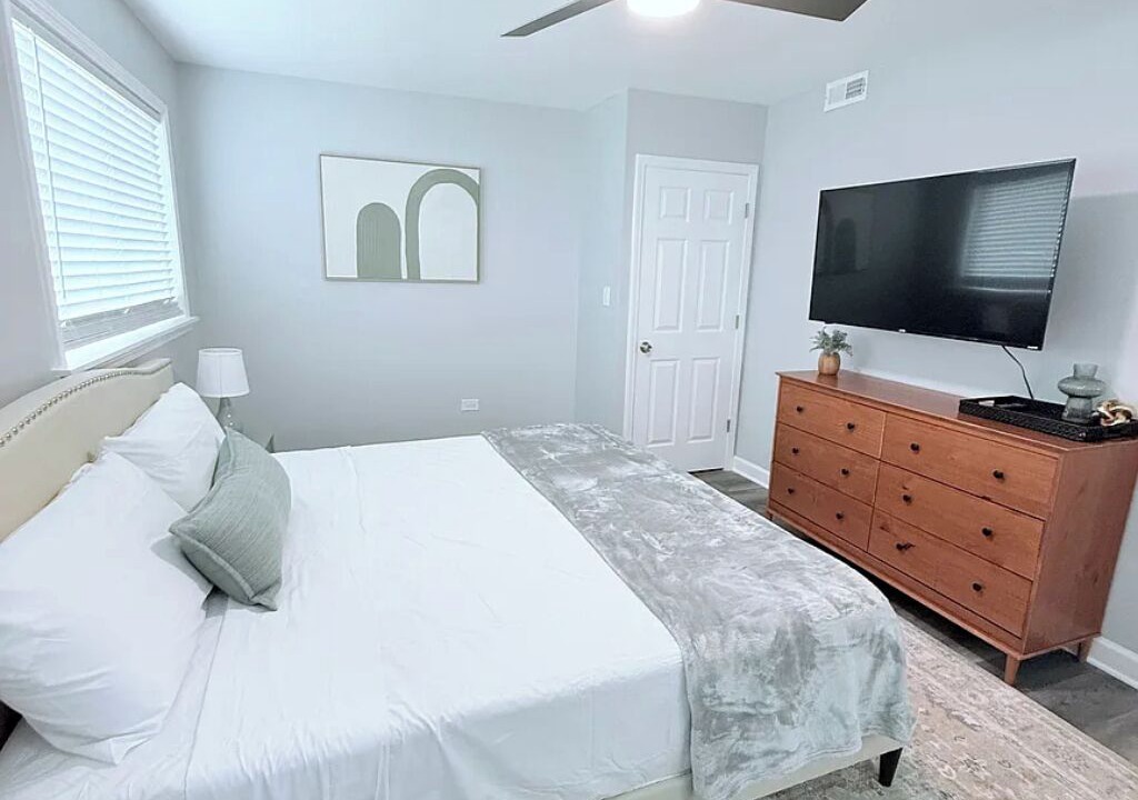 Photo of Bedroom in Westmont