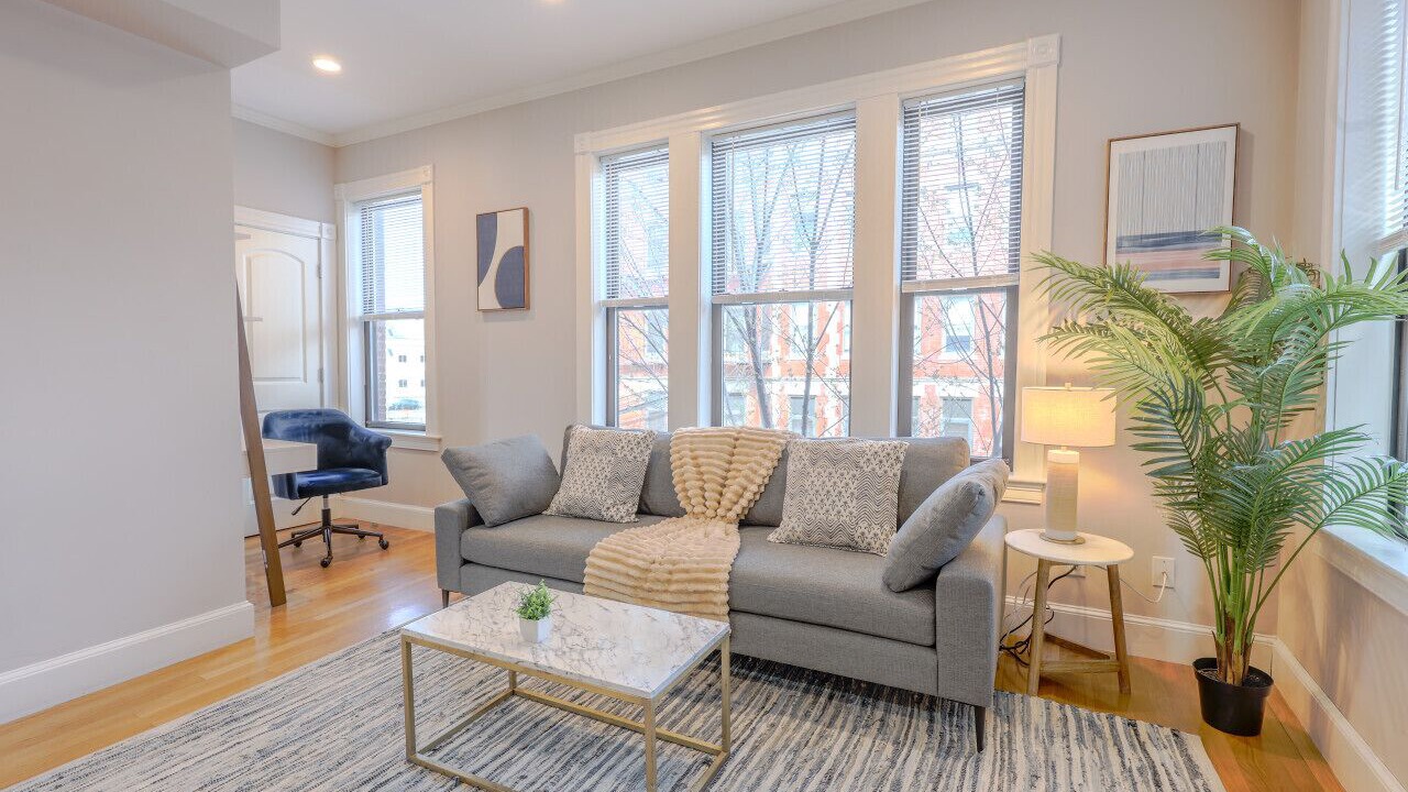 Photo of Livingroom in Fenway–Kenmore