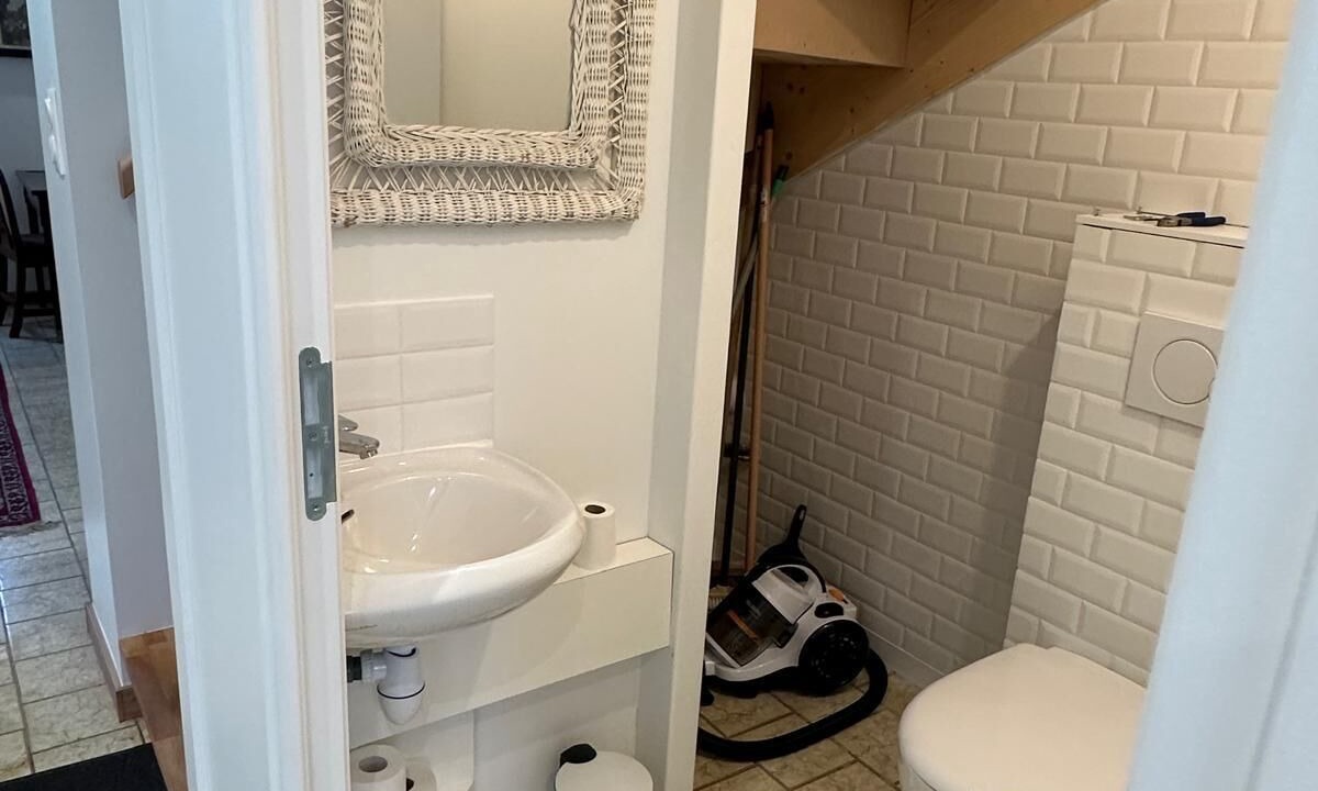 Photo of Bathroom in Ternay