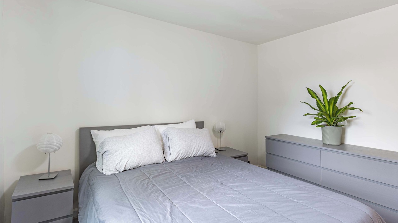 Photo of Bedroom in Oakley