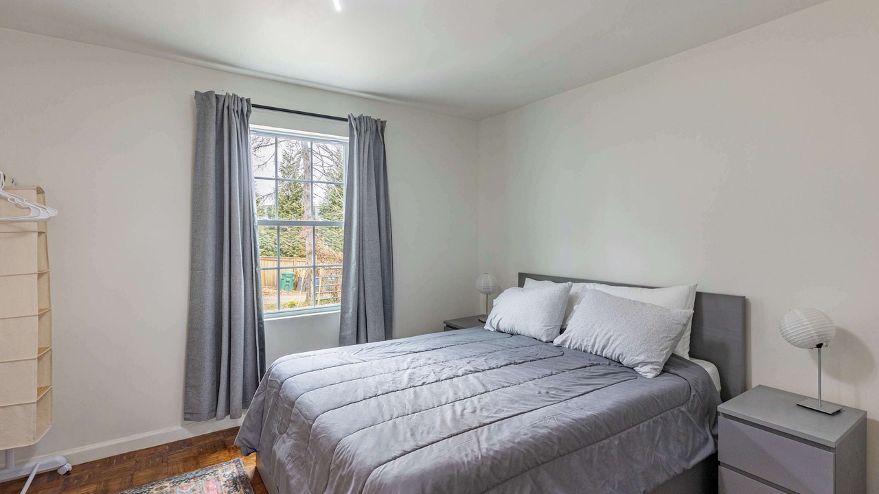 Photo of Bedroom in Oakley