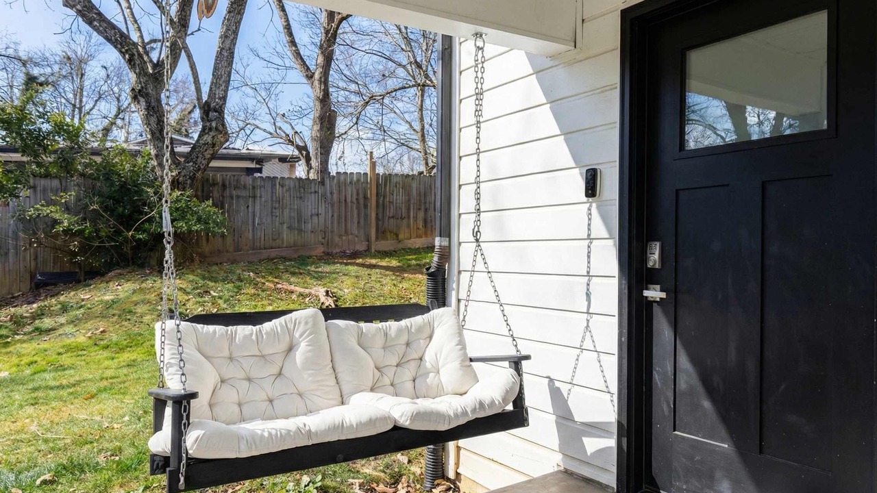 Photo of Patio Balcony in Oakley