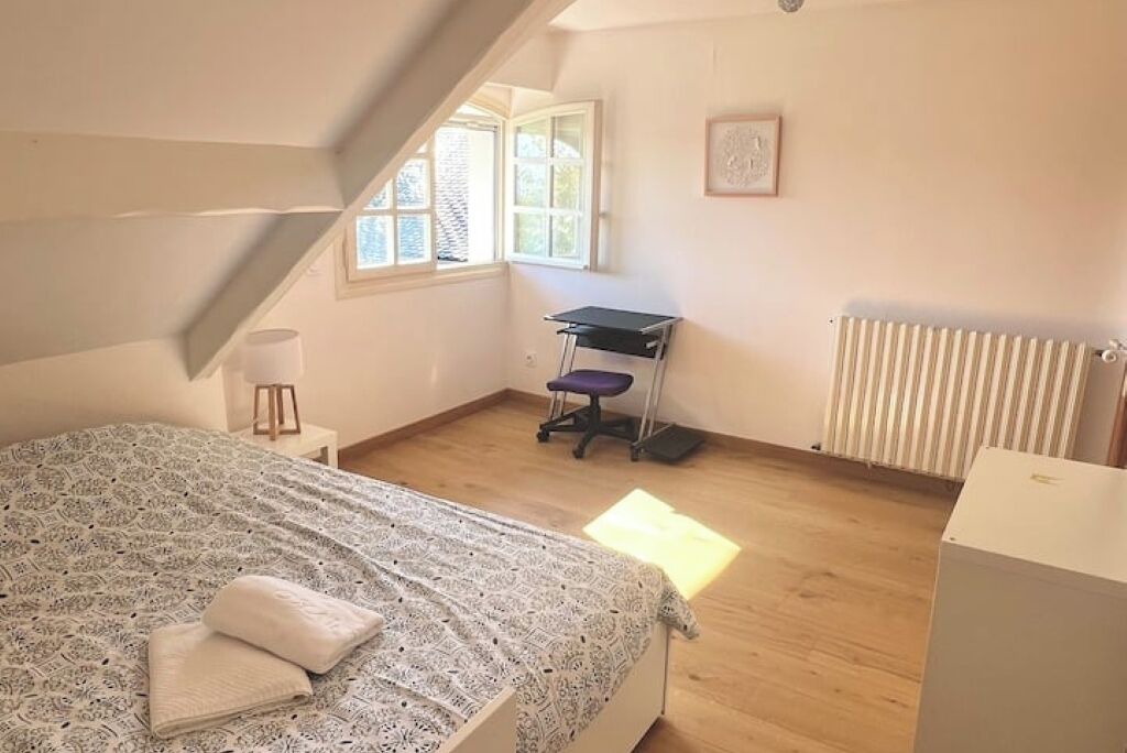 Photo of Bedroom in Les Abrets en Dauphine