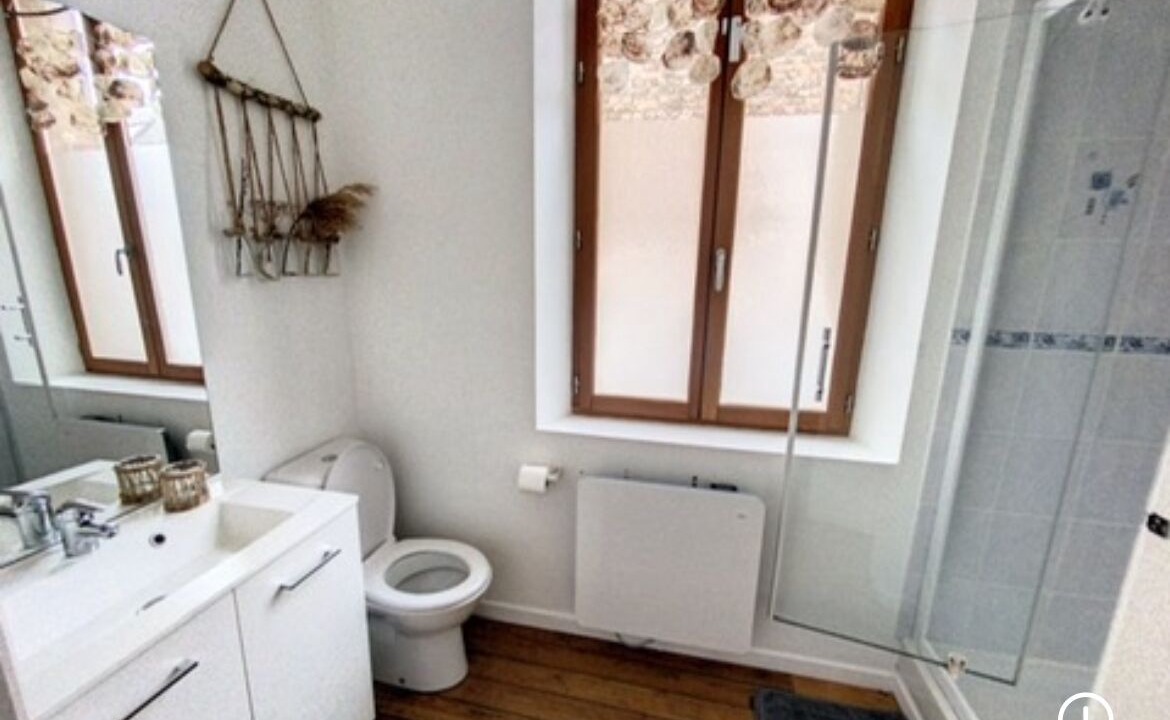 Photo of Bathroom in Saint-Valery-sur-Somme