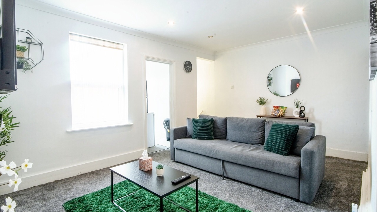 Photo of Livingroom in Fenny Stratford