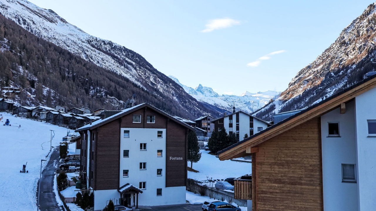 Photo of Others in Taesch