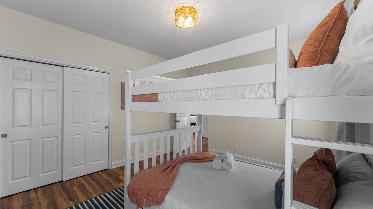 Photo of Bedroom in Crescent Beach