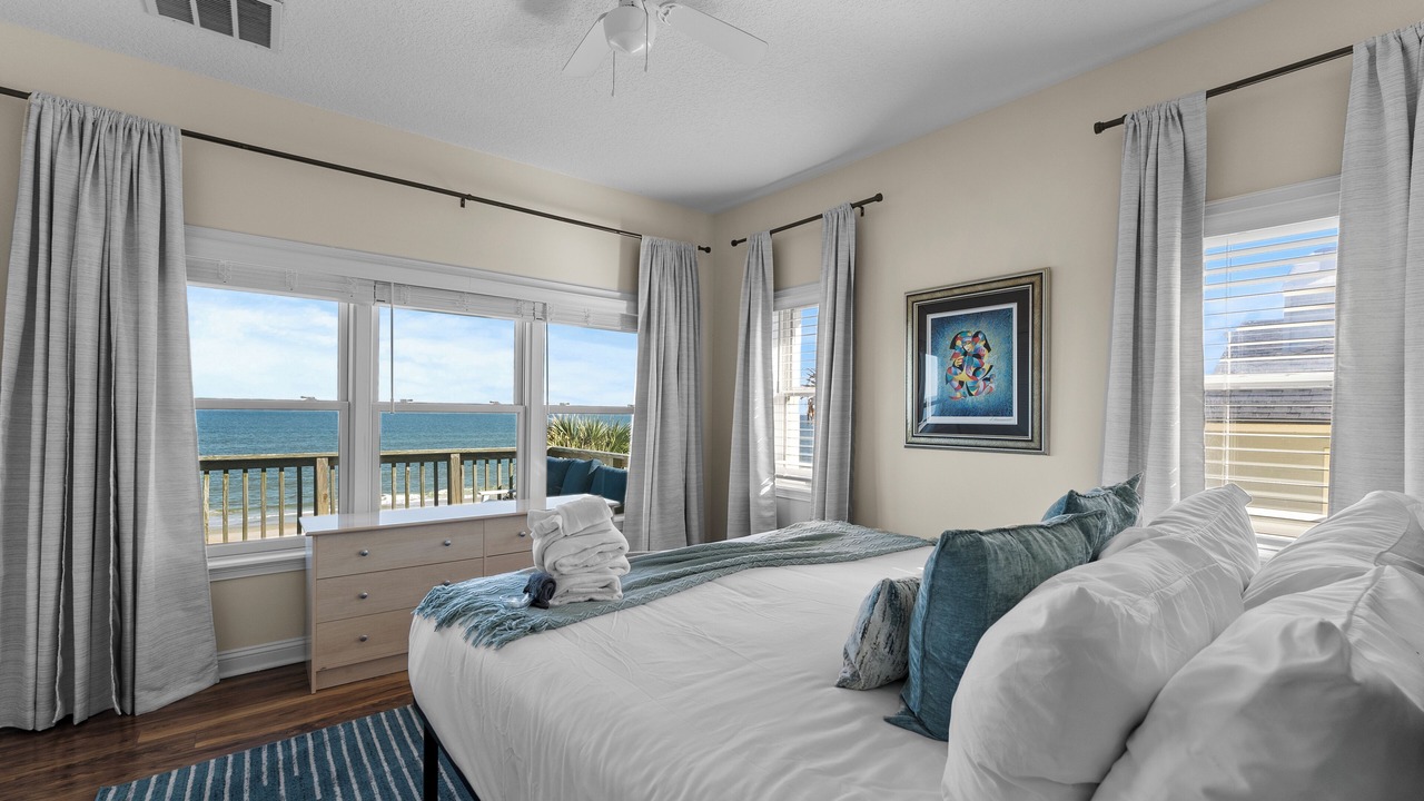 Photo of Bedroom in Crescent Beach