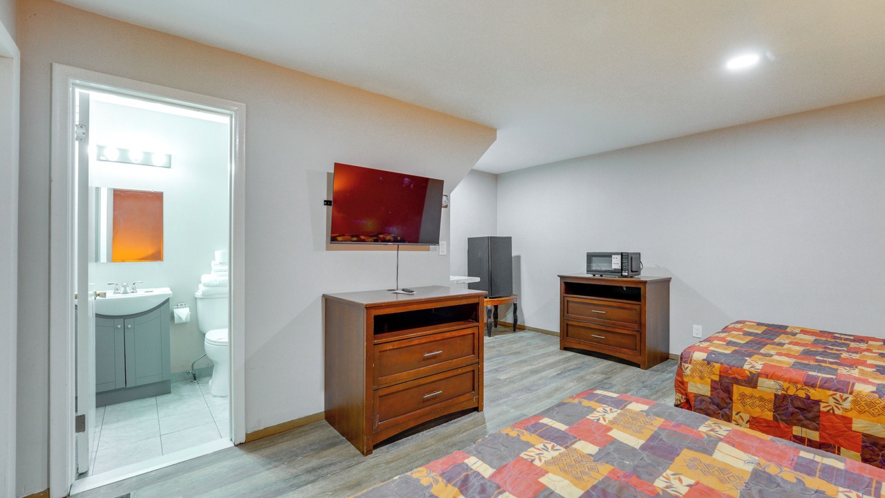 Photo of Bedroom in Clarkston