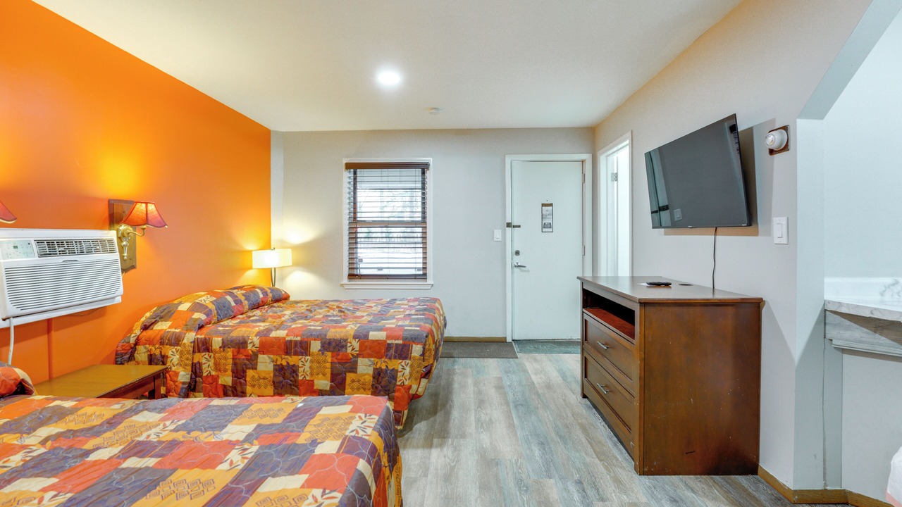 Photo of Bedroom in Clarkston