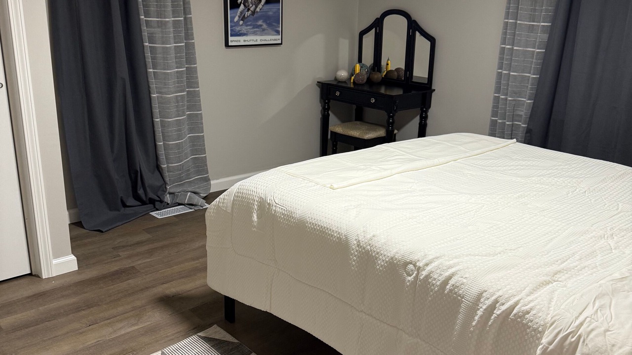 Photo of Bedroom in Forsyth