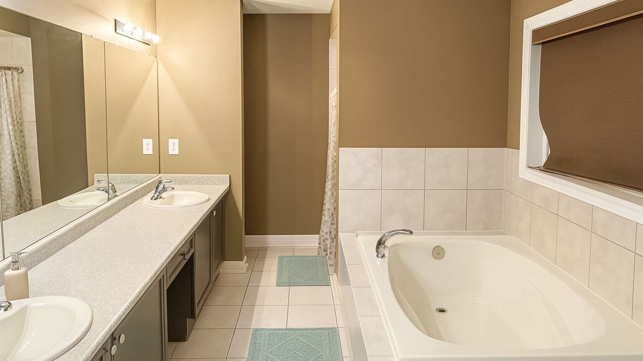Photo of Bathroom in Brampton