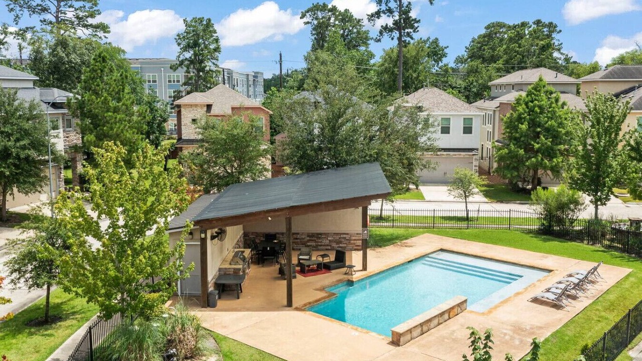 Photo of Outdoor in Grogan's Mill