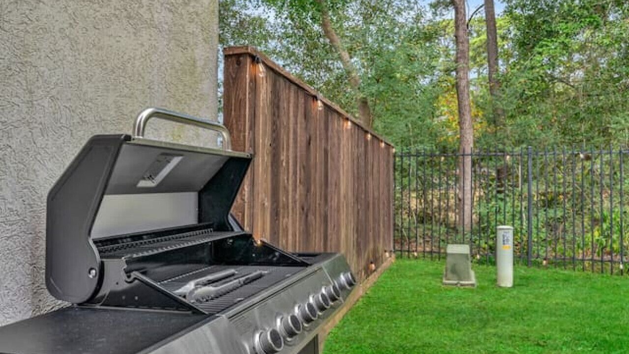 Photo of Outdoor in Grogan's Mill