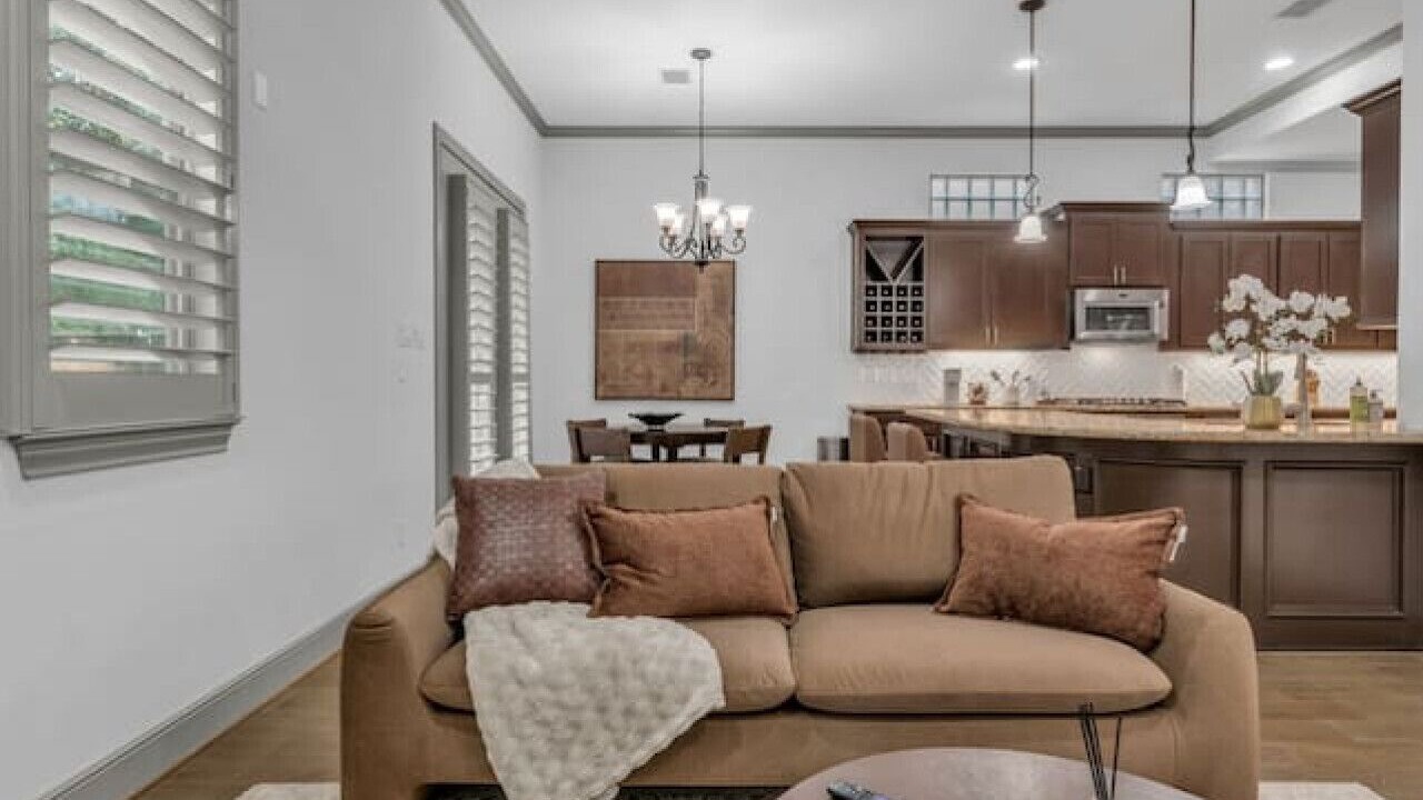 Photo of Livingroom in Grogan's Mill
