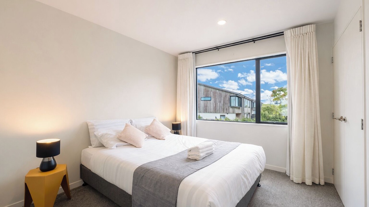 Photo of Bedroom in Silverdale