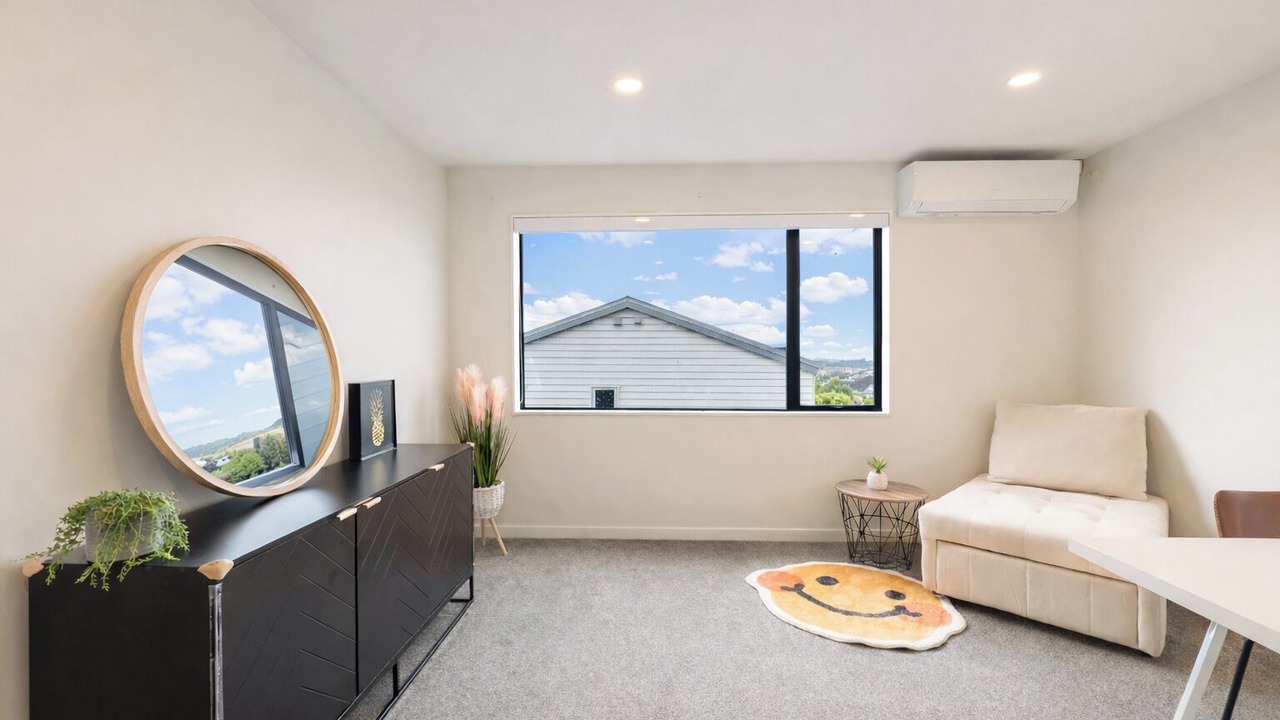 Photo of Livingroom in Silverdale